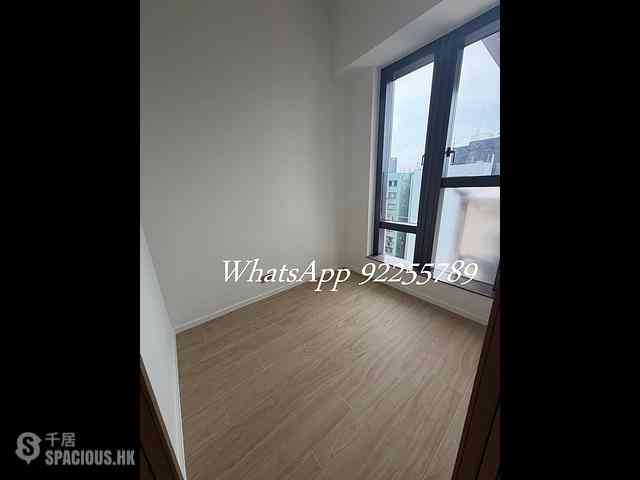 Sai Ying Pun - Des Voeux W Residence 05
