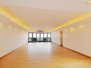 Mid Levels Central - Clovelly Court 02