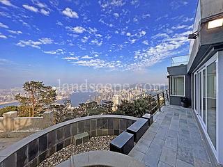 The Peak - 22A-22B, Mount Austin Road 02