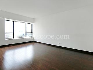 Mid Levels Central - Clovelly Court 03