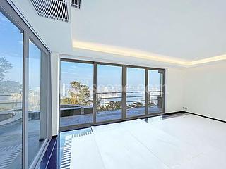 The Peak - 22A-22B, Mount Austin Road 03