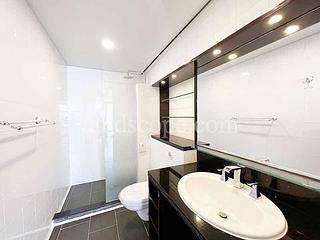 The Peak - 22A-22B, Mount Austin Road 13
