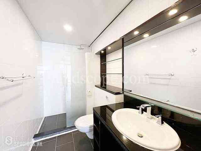 The Peak - 22A-22B, Mount Austin Road 13