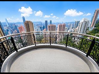 Mid Levels Central - Clovelly Court 02