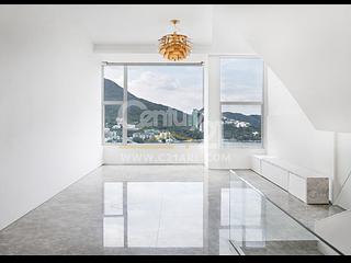 Repulse Bay - The Beachfront 06