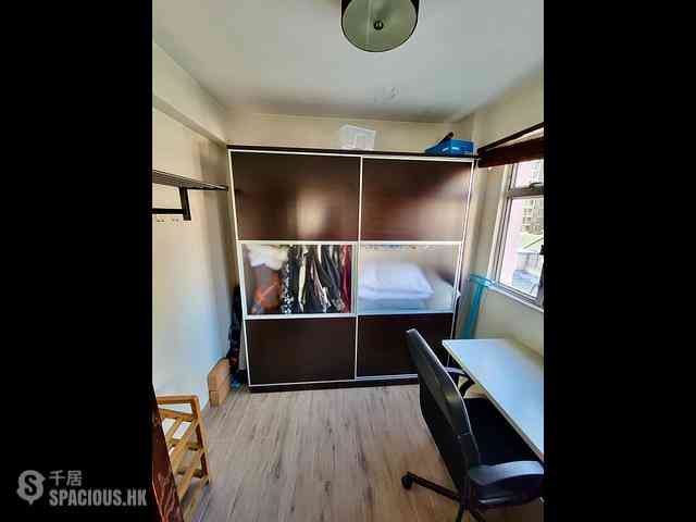 Sai Ying Pun - King Ming Mansion 10
