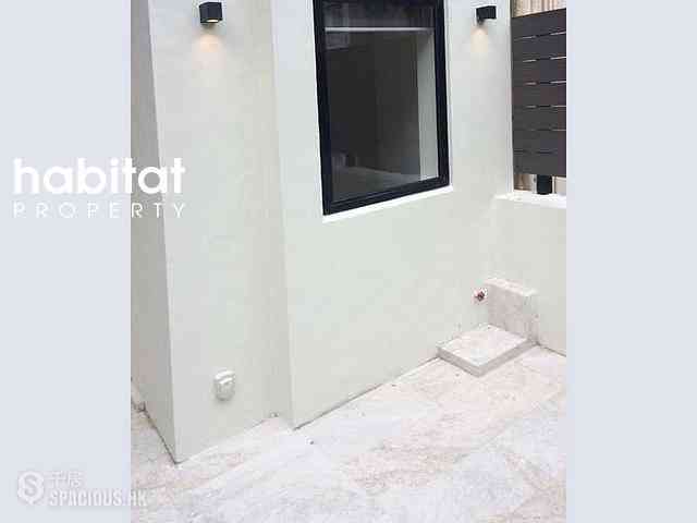 Sai Ying Pun - 345, Queen's Road West 14