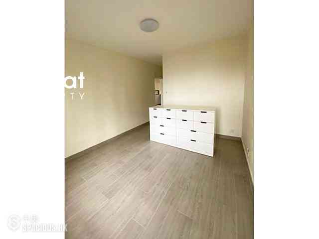 Mid Levels Central - Elegant Terrace 06