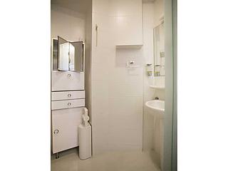 Mid Levels Central - Welsby Court 02