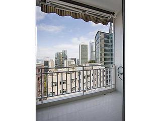Mid Levels Central - Welsby Court 04