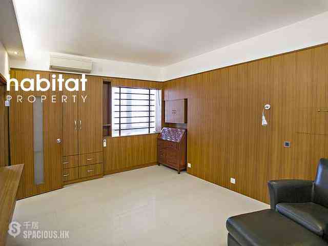 Mid Levels Central - Welsby Court 09