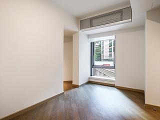 Mid Levels Central - 3, MacDonnell Road 07