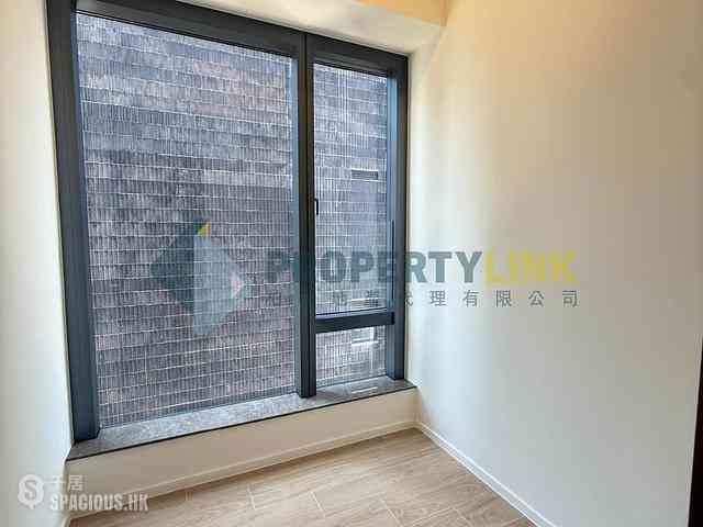 Sai Ying Pun - Des Voeux W Residence 06
