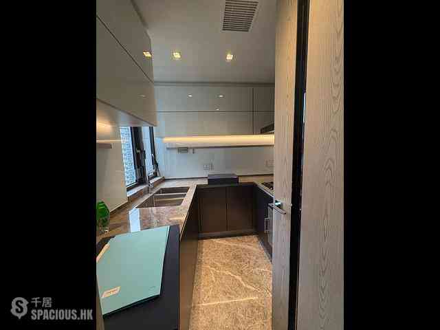 Wong Chuk Hang - The Southside Phase 3B Blue Coast Tower 2B 03