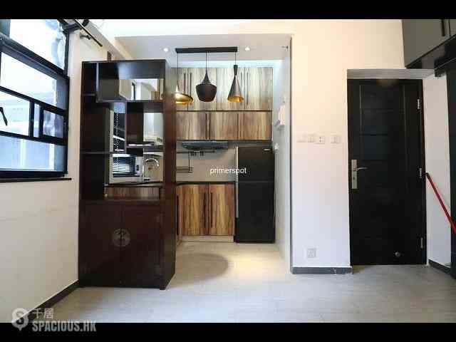 Wan Chai - Yen Men Building 06