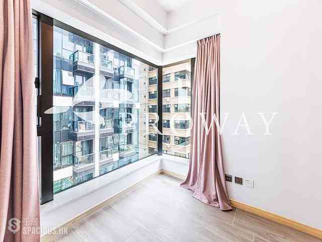 Sai Ying Pun - One・Artlane 05