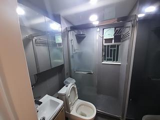 Sheung Wan - Queen's Terrace Block 1 07