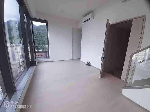 Shek Tong Tsui - The Hilltop 12