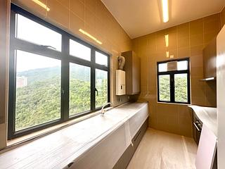 Repulse Bay - Manhattan Tower 06