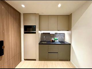Sai Ying Pun - Des Voeux W Residence 04