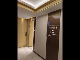Shek Tong Tsui - Novum West 06