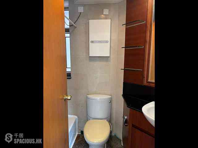 West Kowloon - Sorrento Phase 1 Block 6 07