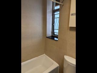 West Kowloon - Sorrento Phase 1 Block 6 08