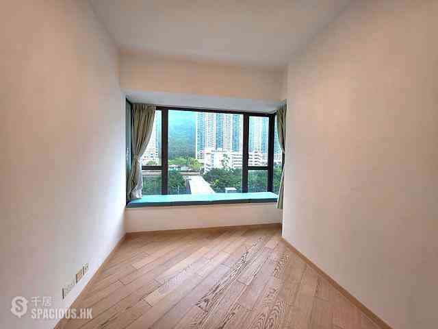 Tung Chung - The Visionary Tower 8 05