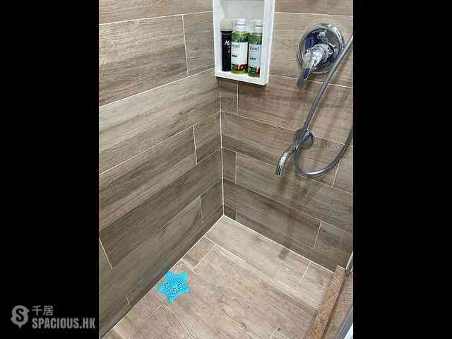 Mid Levels East - Grandview Tower Block B 17