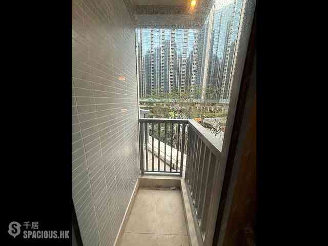 Wong Chuk Hang - The Southside Phase 1 Southland Tower 2A 09