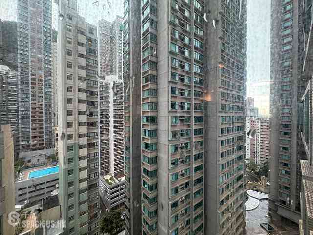 Mid Levels Central - Goldwin Heights 03