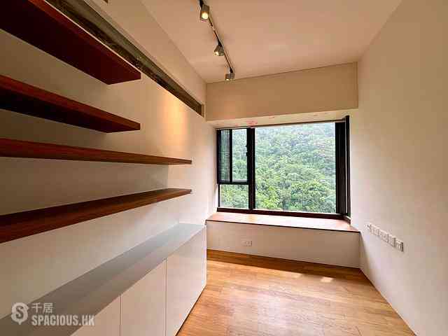 Mid Levels Central - Tavistock II 15