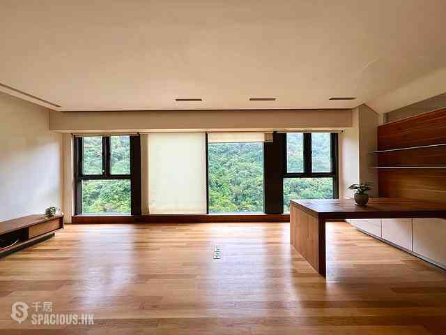 Mid Levels Central - Tavistock II 03
