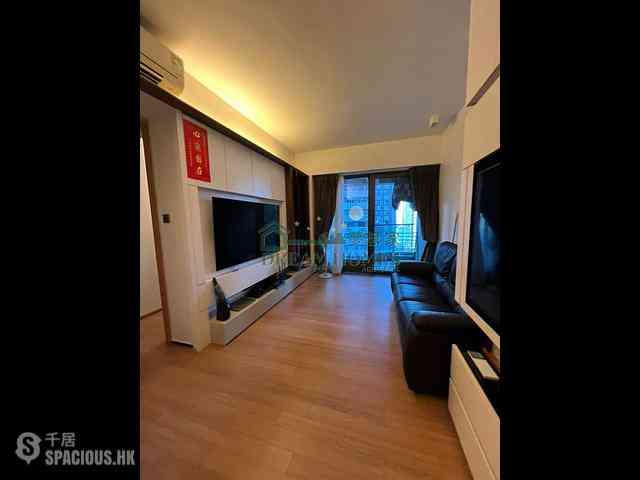 Mid Levels Central - Arezzo 10