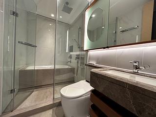 Shek Tong Tsui - Novum West 10