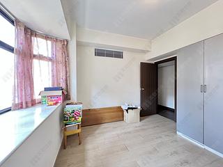 Wan Chai - Suncrest Tower 03