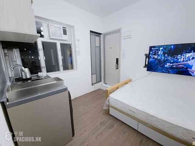 Mong Kok - 88-90, Hak Po Street 02