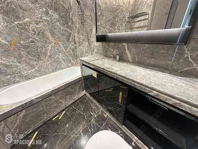 Wong Chuk Hang - The Southside Phase 3B Blue Coast Tower 1A 01