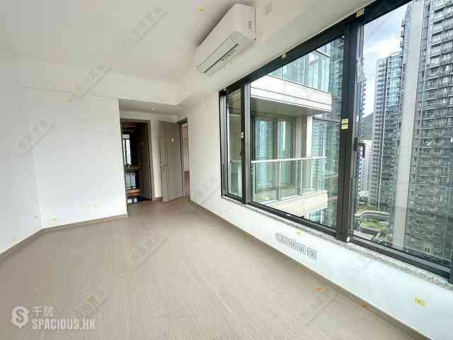 Wong Chuk Hang - The Southside Phase 3B Blue Coast Tower 1A 03
