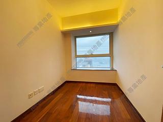 Soho - Centrestage 06