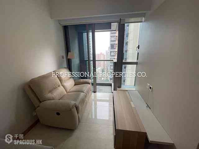 Sai Ying Pun - King's Hill 01