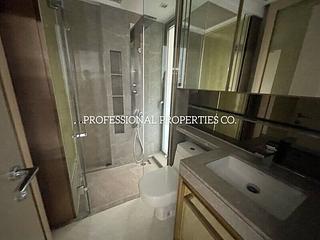 Sai Ying Pun - King's Hill 04