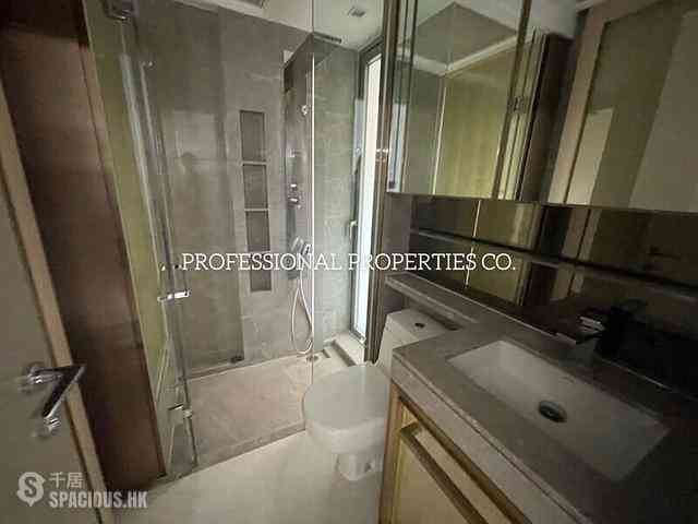 Sai Ying Pun - King's Hill 04