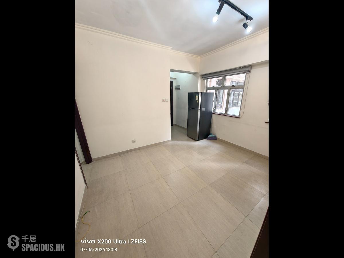 Kennedy Town - New Fortune House 01