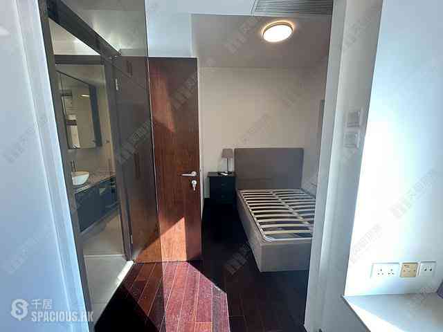 Wan Chai - The Zenith 12