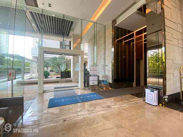 Tung Chung - Coastal Skyline Phase 4 Le Bleu Deux 15