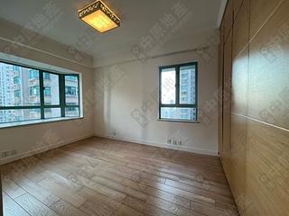Mid Levels Central - Goldwin Heights 05