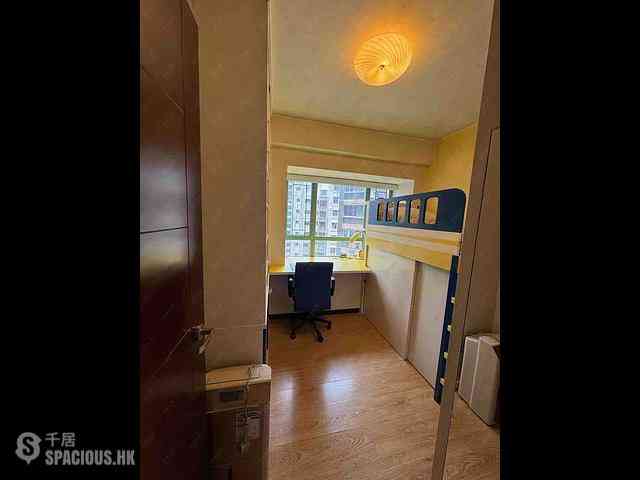 Mid Levels Central - Goldwin Heights 08