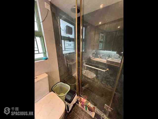 Mid Levels Central - Goldwin Heights 10