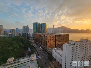 Tsim Sha Tsui - The Victoria Towers Tower 1 05